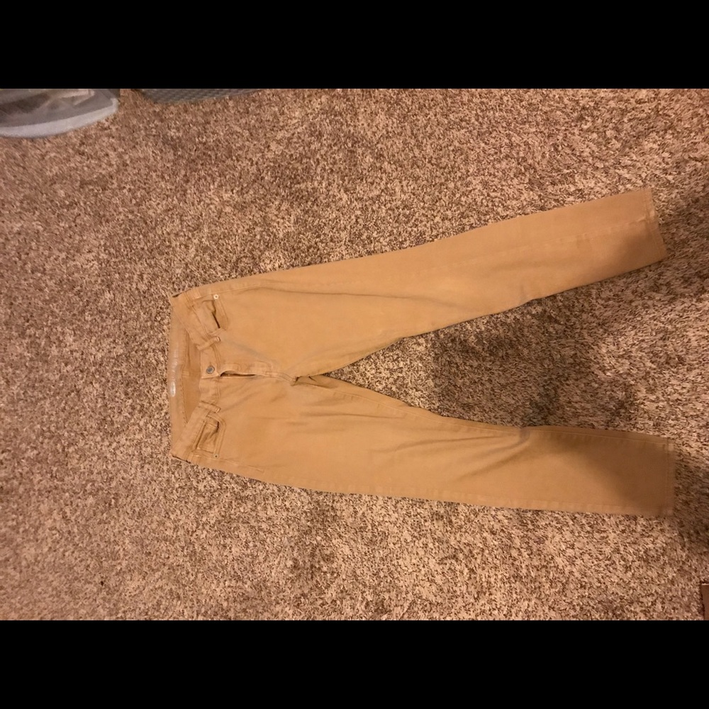 Tan skinny jeans from old navy size 8